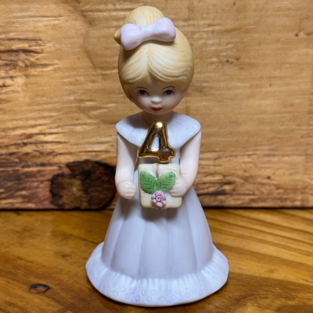 Enesco Growing Up Birthday Girls Age 4